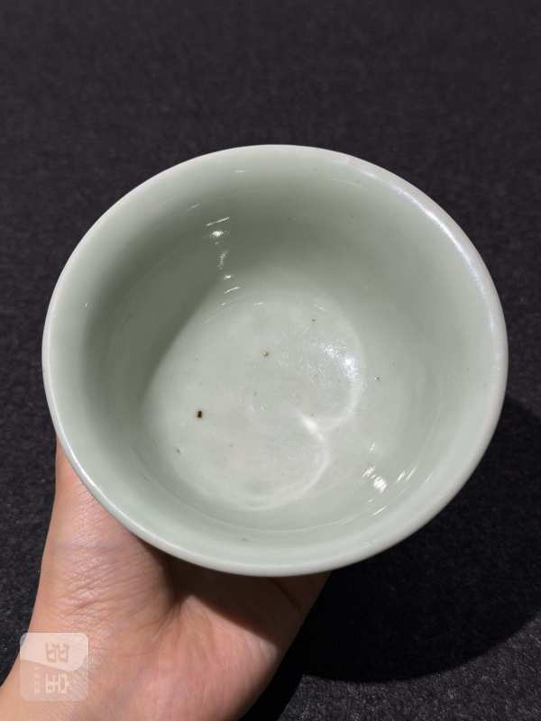 清乾隆 粉青釉铺首衔环耳杯 - 图6